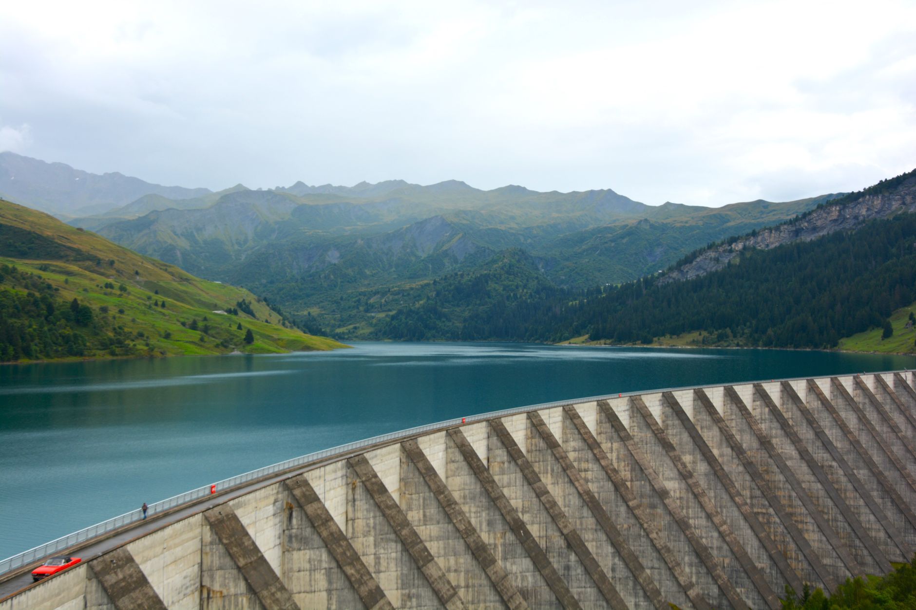Pumped Storage Hydropower: Why New Plants Are Rarely Built in Deregulated Markets — pumped storage hydropower reservoirs connected by steep mountain valley and water conduits